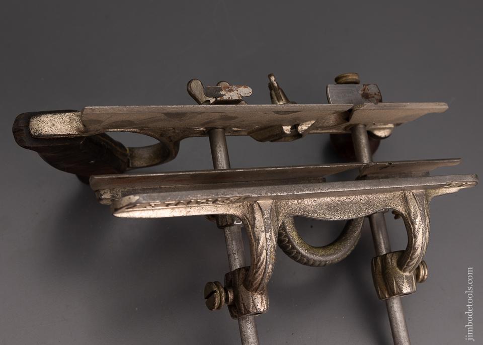 STANLEY No. 45 Combination Plow Plane with 17 Cutters & 2 Stops - 101260