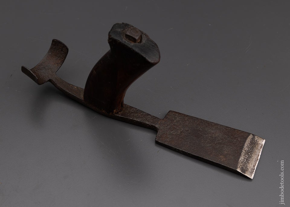 Unusual Flushing Chisel with Wrist Brace - 101352