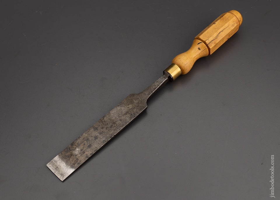 1 1/4 x 13 1/4 Inch Boxwood Paring Chisel CHARLES BUCK - 101515