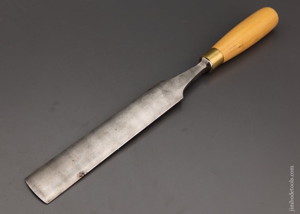 1 1/2 x 15 Inch Boxwood Paring Gouge BRADES CO. - 101523