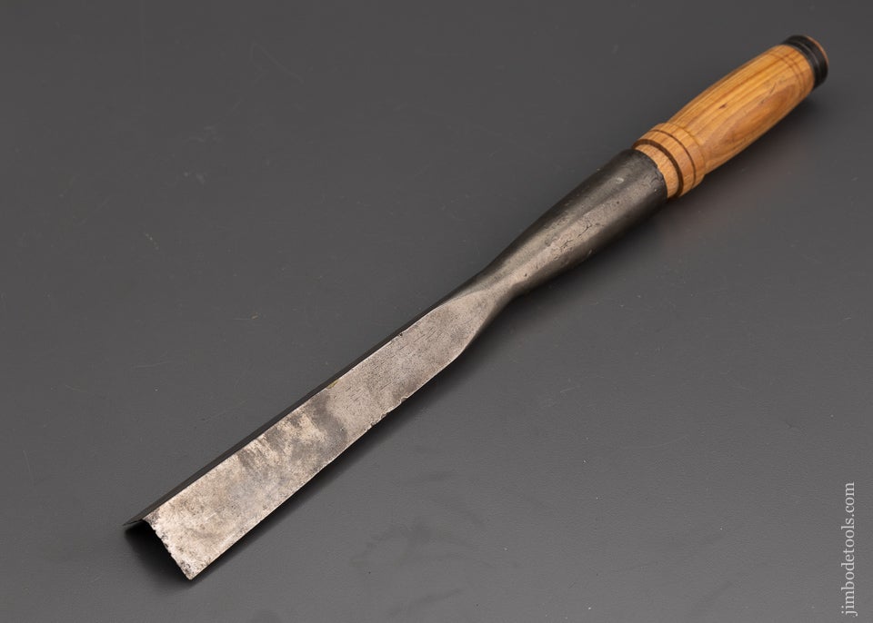  1 1/8 x 16 1/2 Inch Corner Chisel STEVENS & CO. - 101615