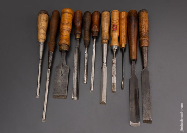 11 Good Chisels and Gouges - 101637