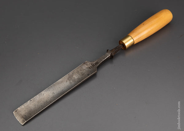 1 1/4 Inch No. 3 Sweep Gouge Boxwood Handle BUCK - 101947
