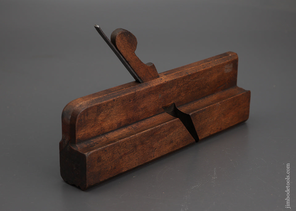 18th Century 10 Inch Ogee Moulding Plane by TURNER & GREEN (YORK 1771) Fine - 102000