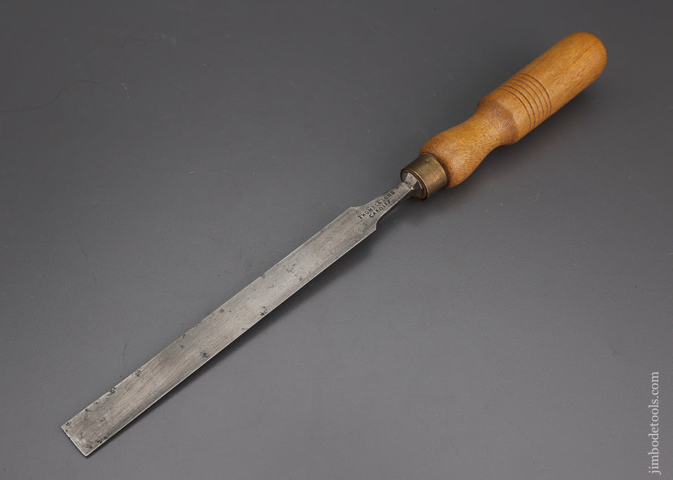 Long, Thin 3/4 x 14 1/2 Inch Paring Chisel with Ash Handle THOMAS & SONS - 102090