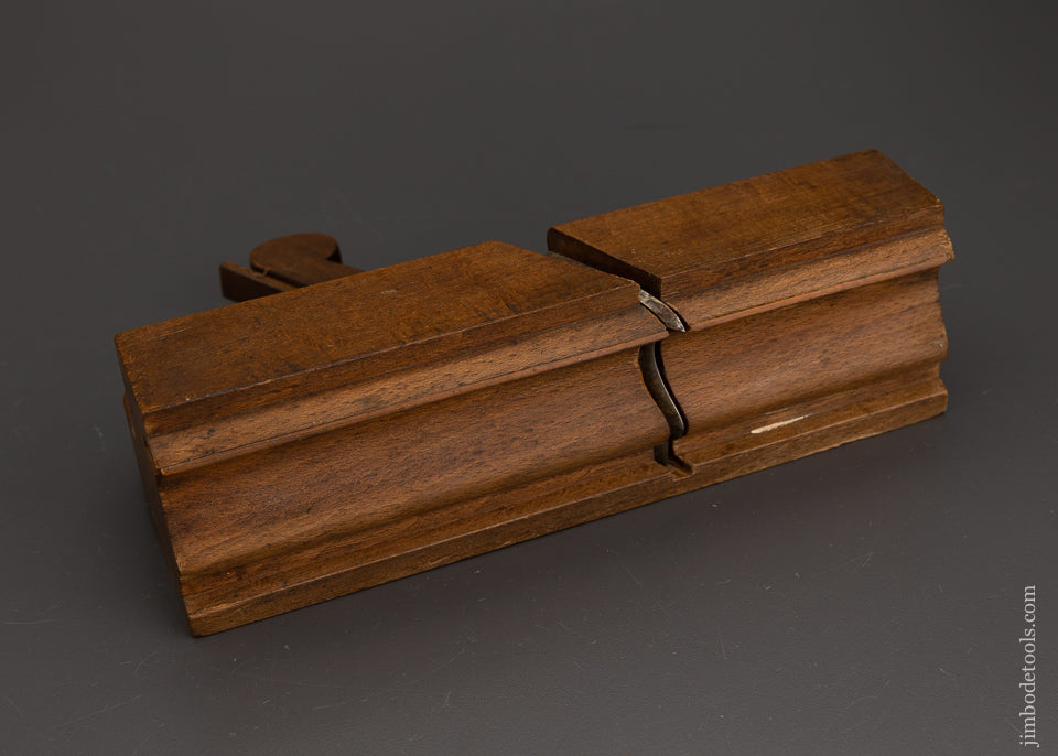 2 7/8 Inch Wide Crisp Complex Moulding Plane Fine - 102165