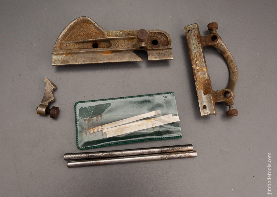 RECORD No. 043 Plow Plane Complete but No Stop - 102312