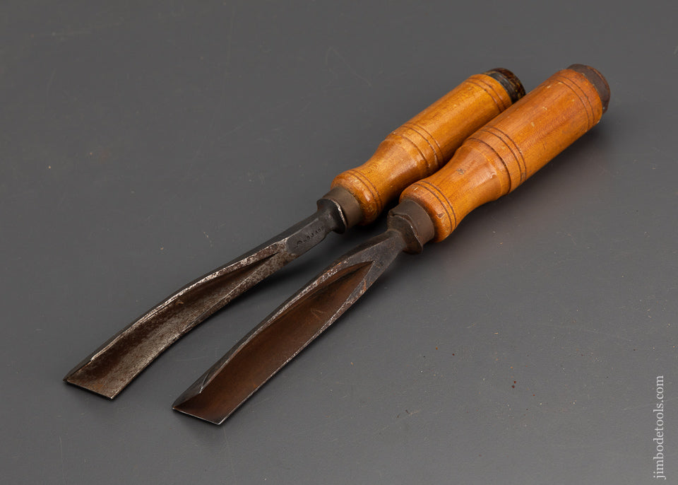 Monster Large Pair of ADDIS V Parting Tools Carving Gouges - 102362 ...
