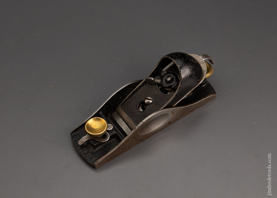 Fine STANLEY No. 9 1/2 Block Plane - 102600