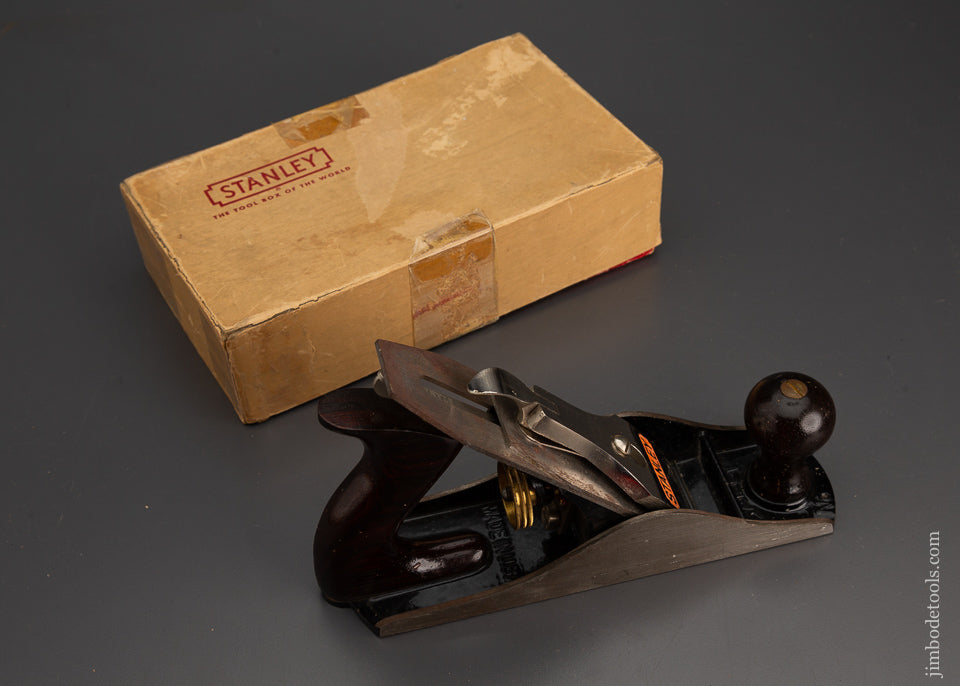 Near Mint in Box STANLEY No. 4 Smooth Plane - 102658