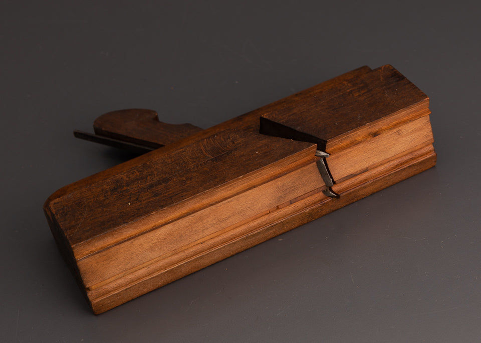 Extra Fine Fat 2 1/4 Inch Complex Moulding Plane Crisp E.W. CARPENTER - 102691
