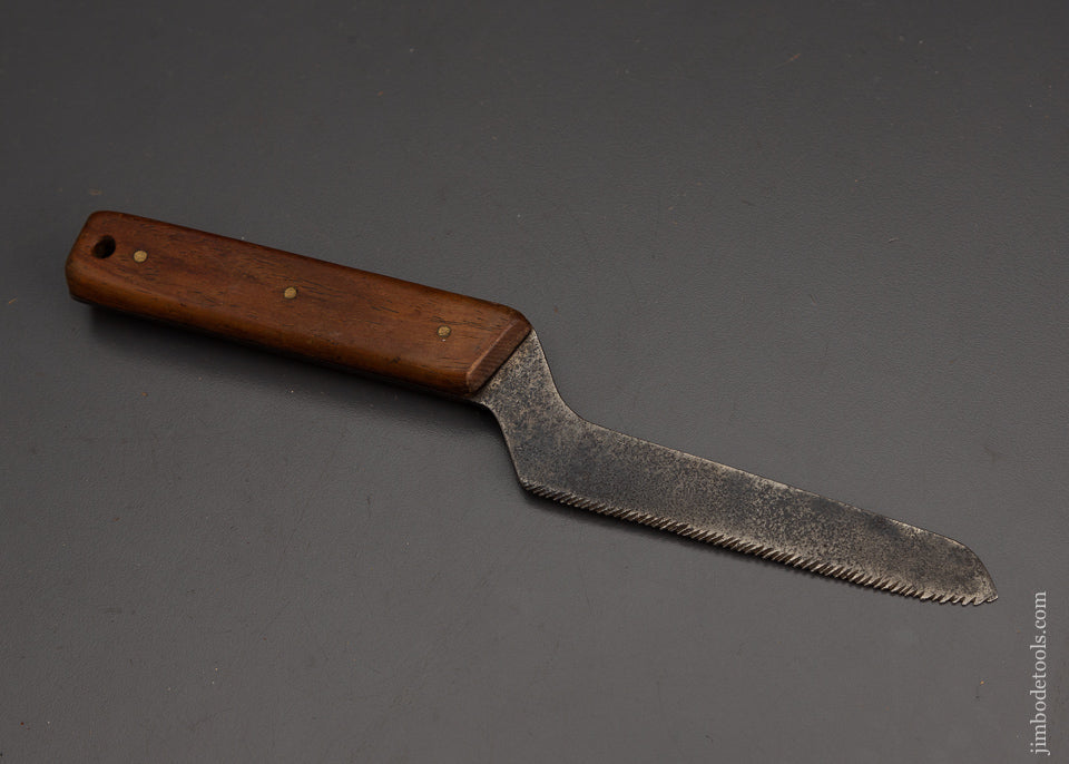 Unusual Saw or Checkering Tool - 102727