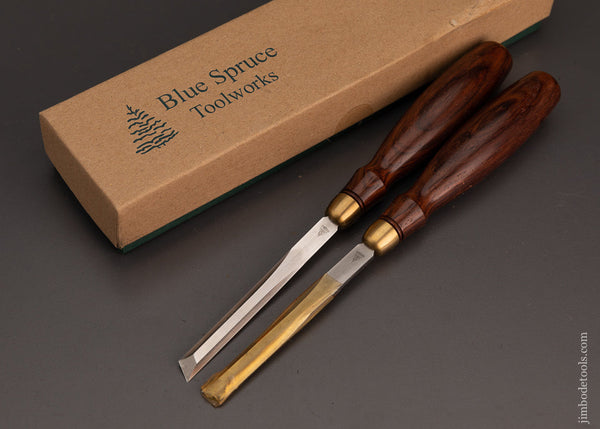 BLUE SPRUCE TOOL WORKS Pair of Skew Chisels with Rosewood Handles Mint in Box - 102827
