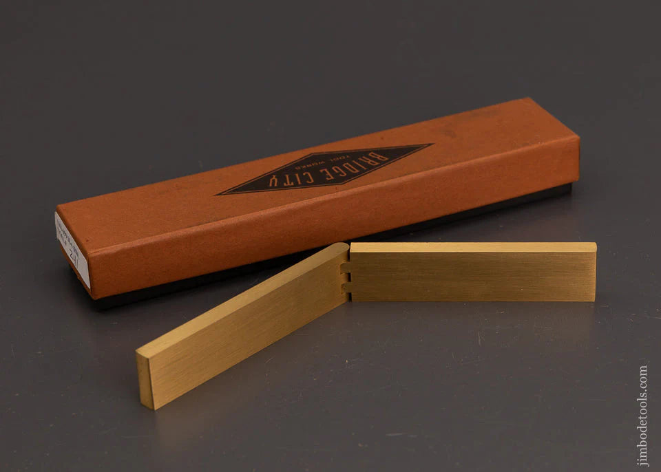 BRIDGE CITY TOOL WORKS SS-4 Rosewood Saddle Square Mint in Box - 102845