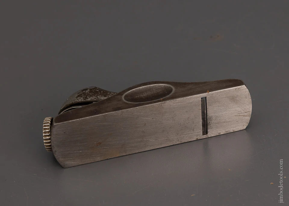 Fine STANLEY No. 60 Low Angle Block Plane with Adjustable Mouth - 102850