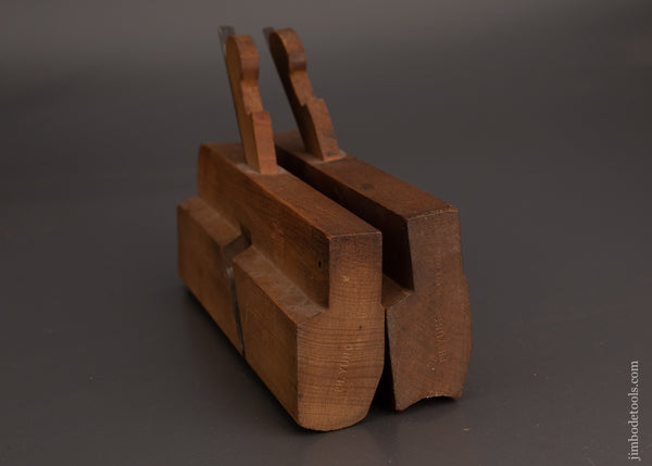 Pair Extra Fine No. 16 Hollow & Round Planes D.R. BARTON - 102934