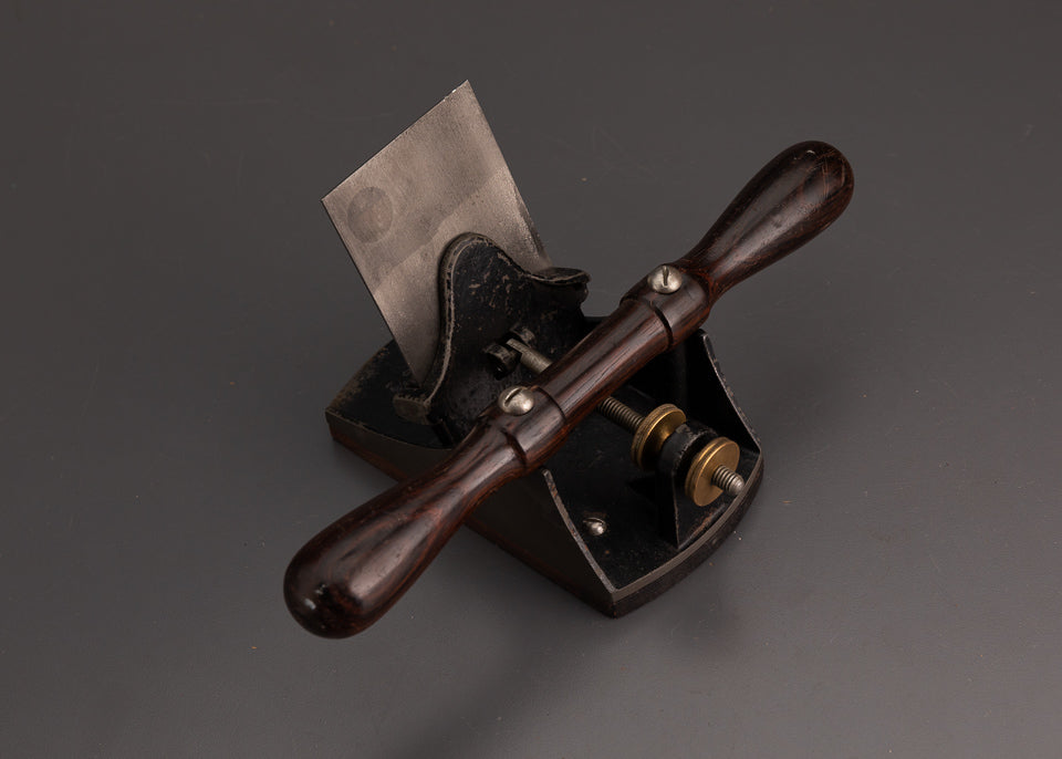 Extra Fine STANLEY No. 12 1/2 Scraper Plane with Original Iron - 102981