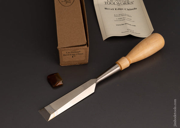 LIE NIELSEN Bevel Edge Chisel 1 Inch Dead Mint in Box - 103014