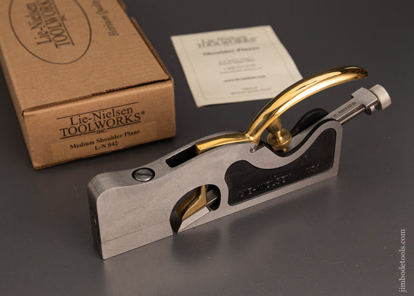LIE NIELSEN L-N 042 Medium Shoulder Plane Dead Mint in Box OUT OF STOCK @ LIE NIELSEN - 103016
