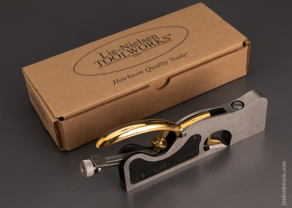 LIE NIELSEN L-N 042 Medium Shoulder Plane Dead Mint in Box OUT OF STOCK @ LIE NIELSEN - 103016