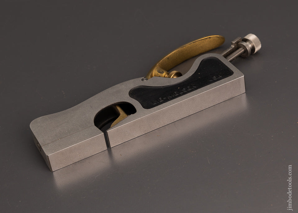 LIE NIELSEN L-N 042 Medium Shoulder Plane Dead Mint in Box OUT OF STOCK @ LIE NIELSEN - 103016