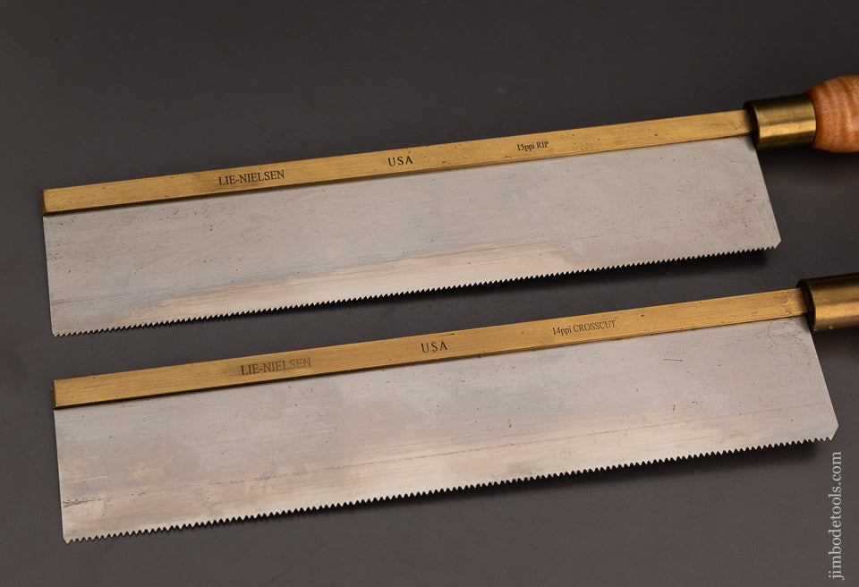Mint Pair of LIE NIELSEN DISCONTINUED Dovetail Saws - 103295
