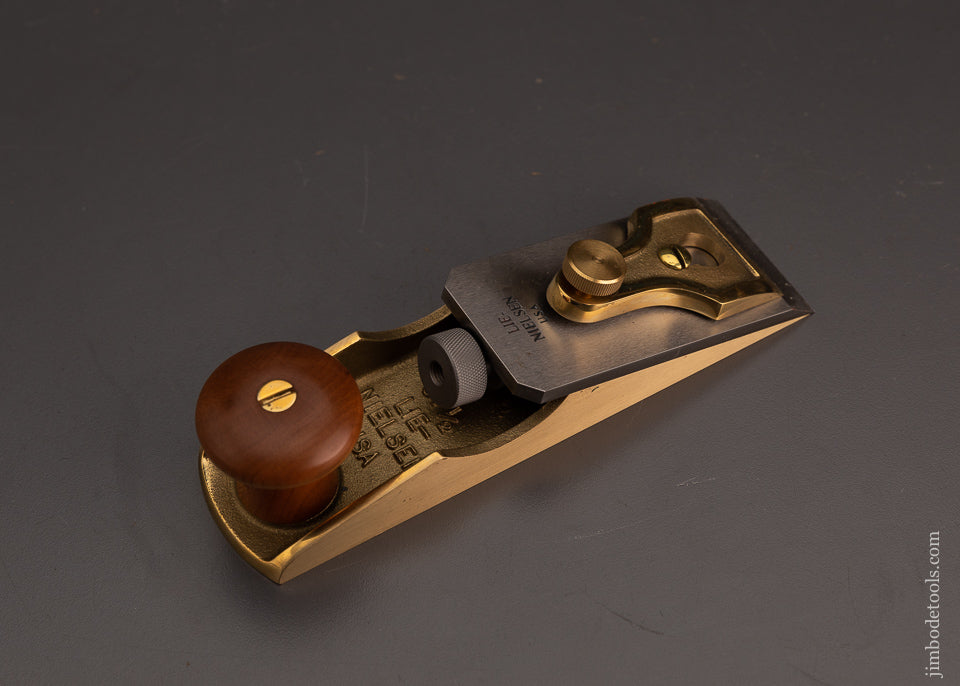 Fine LIE NIELSEN No. 97 1/2 Chisel Edge Plane - 103298
