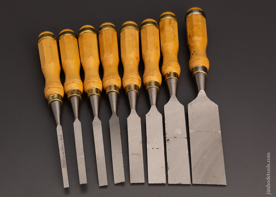 Mint Unused Boxwood Handle Set of 8 Chisels by FREUD - 103385