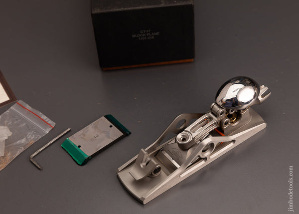Amazing BRIDGE CITY TOOL WORKS No. CT-17 Dual Angle Block Plane - 103438