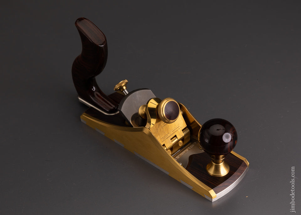 Phenomenal BRIDGE CITY TOOL WORKS No. CT-12 Bench Plane in Walnut Box - 103440