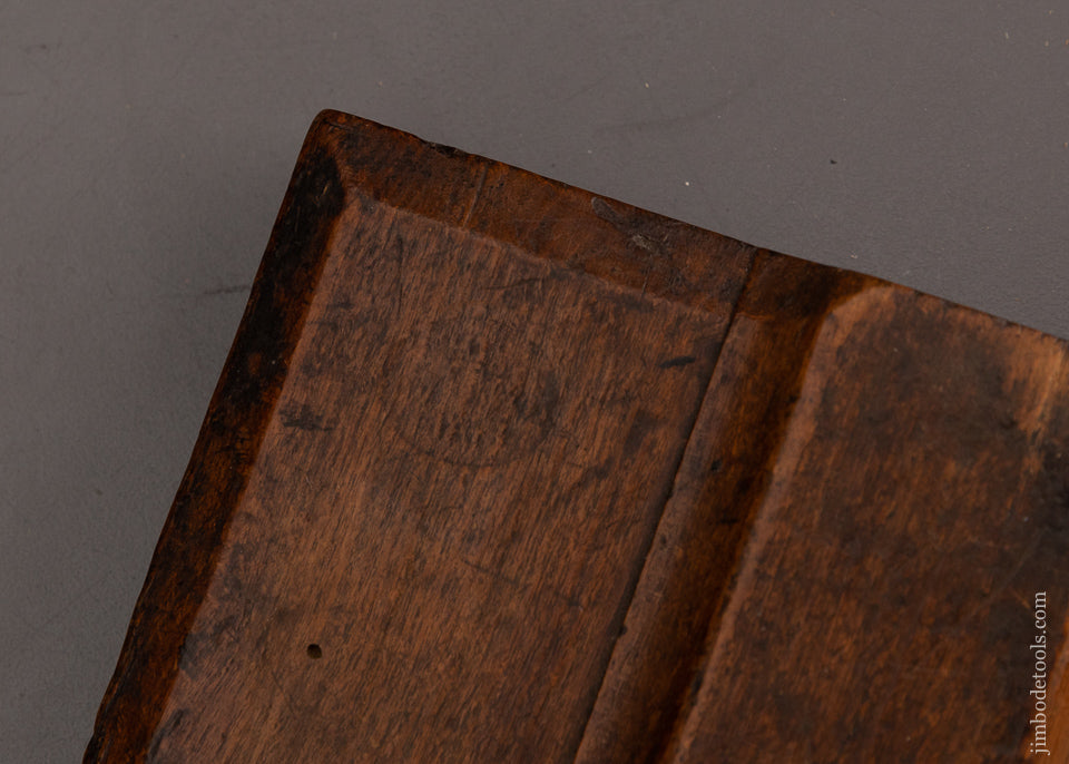 18th Century 10 1/2 Inch Moulding Plane by FRANCIS PERDEW 1704-28 Apprenticed 1688 - 103554