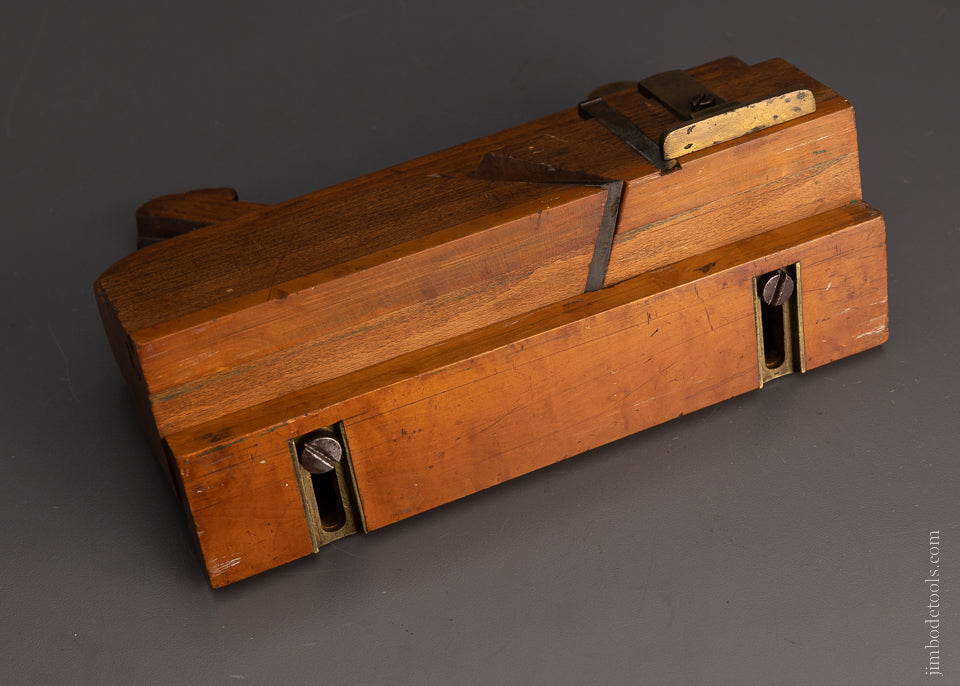 Fine Beech Moving Filletster Plane with Solid Boxwood Fence I.S. BATTEY - 103610