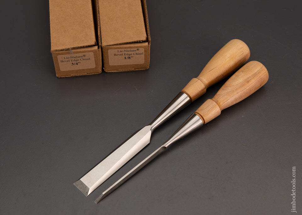 1/8 Inch (DISCONTINUED) & 3/4 Inch LIE NIELSEN Bevel Edge Chisels in Boxes - 103658