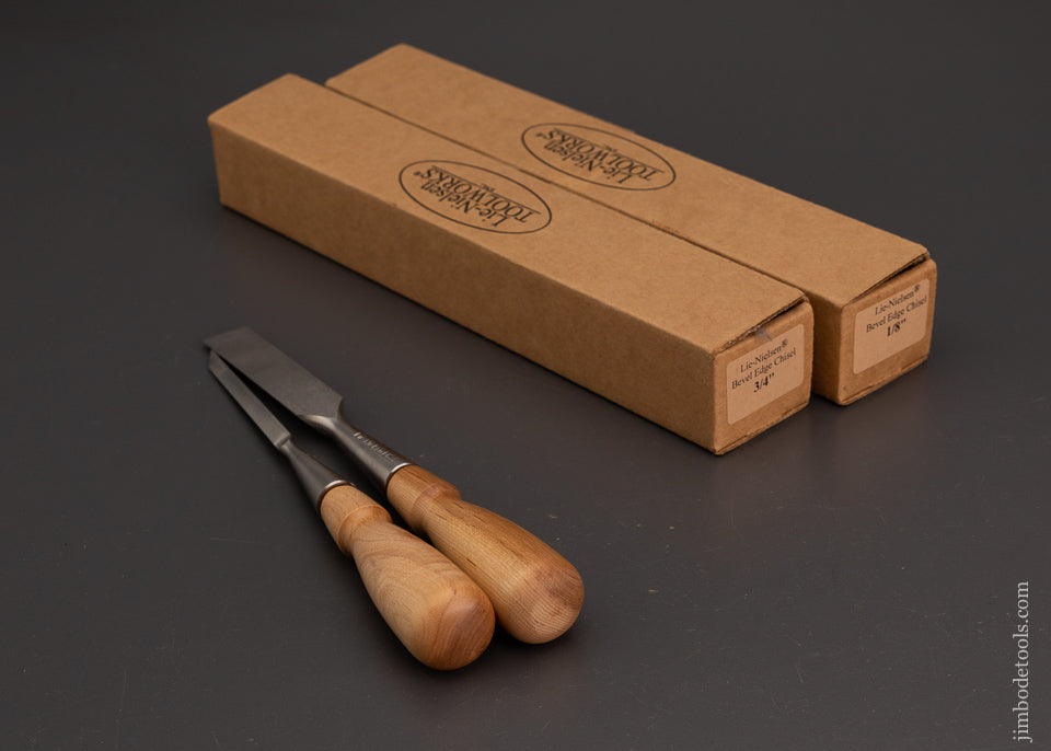 1/8 Inch (DISCONTINUED) & 3/4 Inch LIE NIELSEN Bevel Edge Chisels in Boxes - 103658