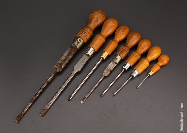 Set of 7 Cabinet Maker Screwdrivers with Beech Handles including 4 Phillips - 103699