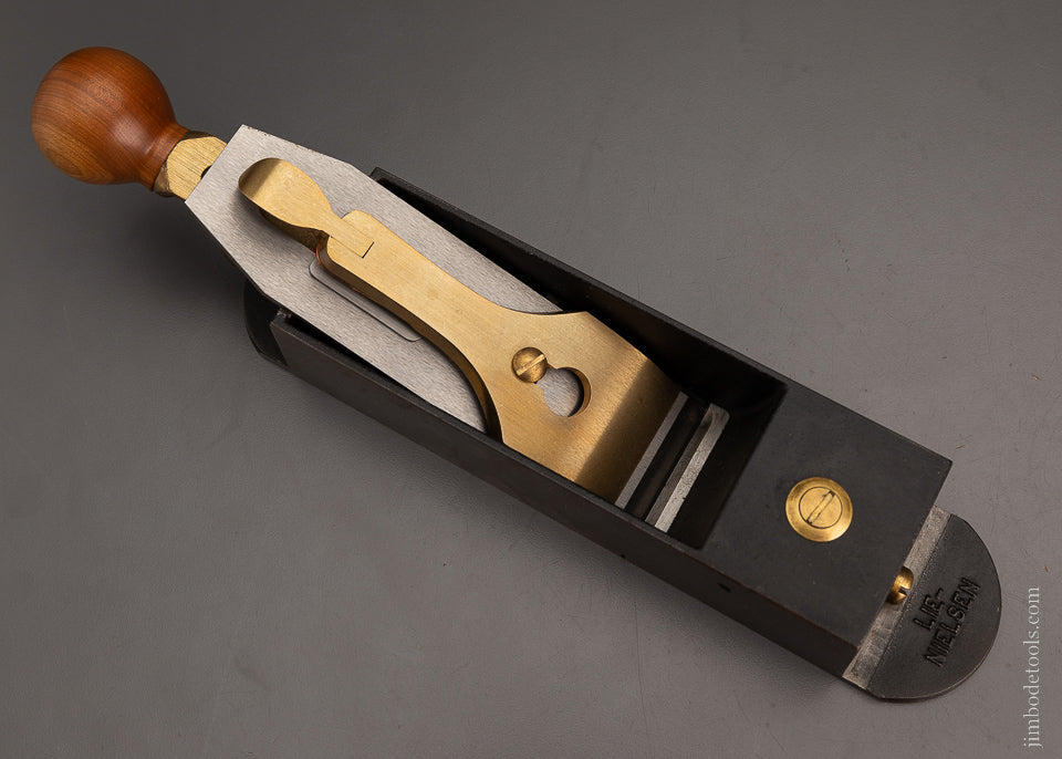 DISCONTINUED Mint & Unused LIE NIELSEN No. 9 Piano Maker’s Miter Plane - 103738
