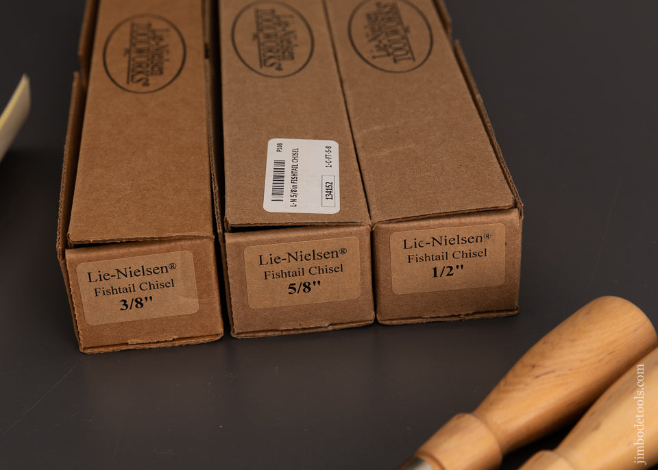 DISCONTINUED & OUT OF STOCK LIE NIELSEN Fishtail Chisels Dead Mint in Box - 103775