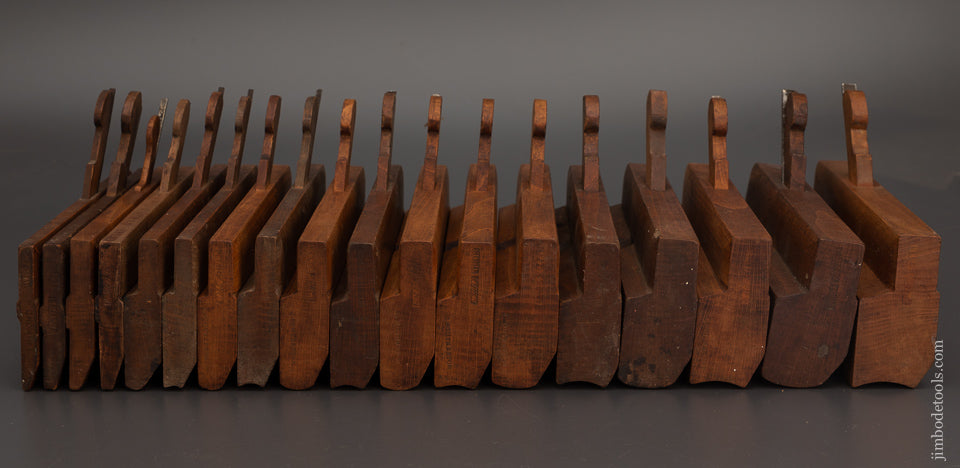 Set of Hollow & Round Planes - 103891