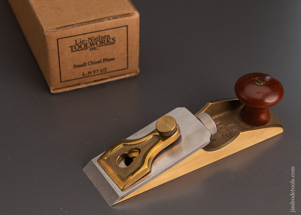 LIE NIELSEN L-N 97 1/2 Small Chisel Plane Mint in Box - 104019