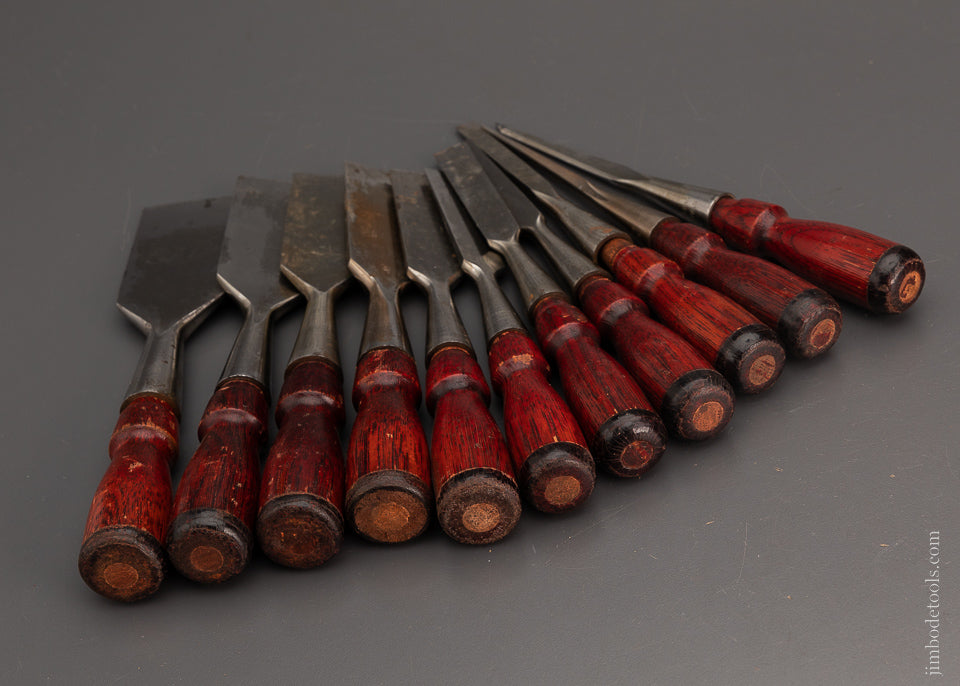 Fabulous Set of 11 STANLEY No. 750 Chisels Near Mint - 104124