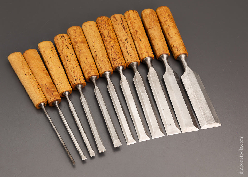 Near Mint Set of 11 E.A. BERG Bevel Edge Bench Chisels - 104198