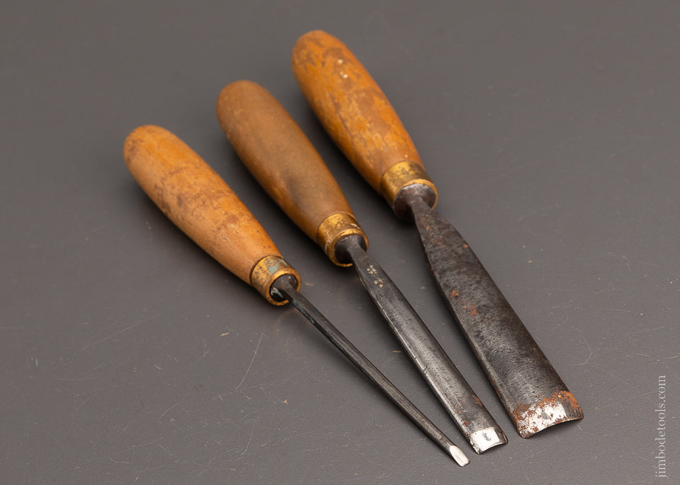 3 ADDIS Carving Chisels Gouges - 104212