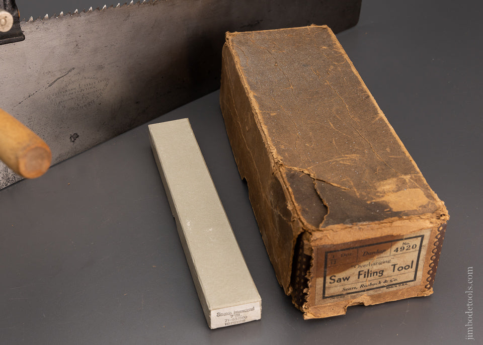 Stearns Patent Saw Filer With New Box of SIMONDS Saw Files -104292
