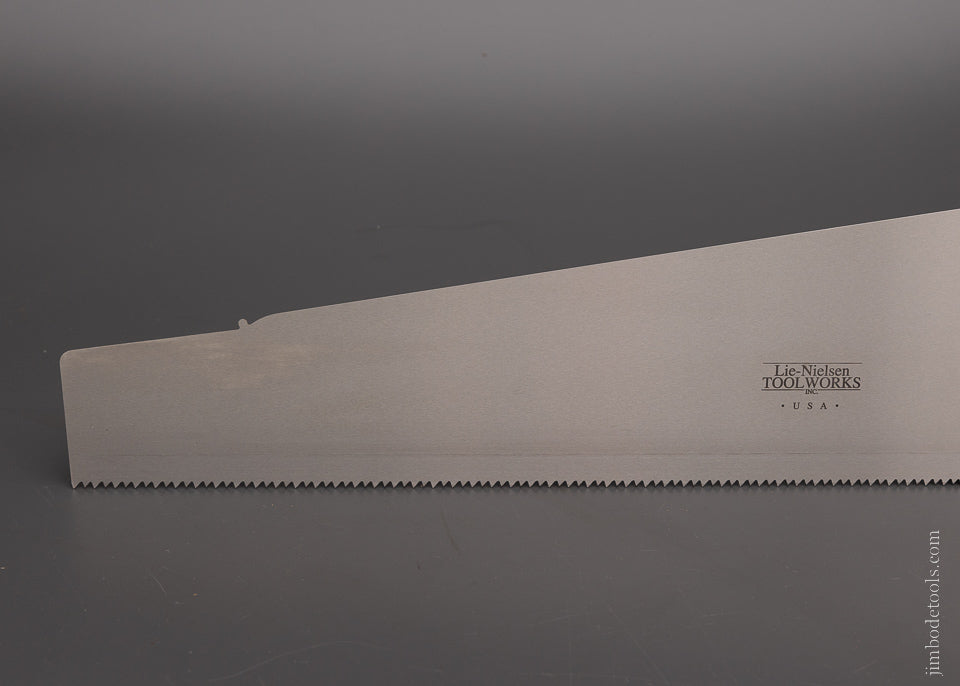 Mint in Box DISCONTINUED! LIE NIELSEN 12 PPI Crosscut Panel Saw Unused - 104461