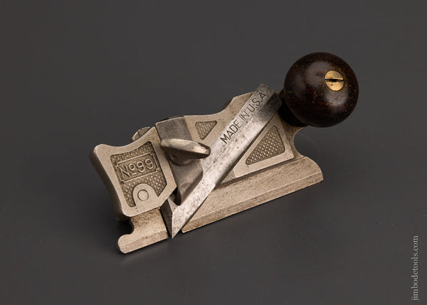 Fine STANLEY No. 99 Side Rabbet Plane with Fence - 104473