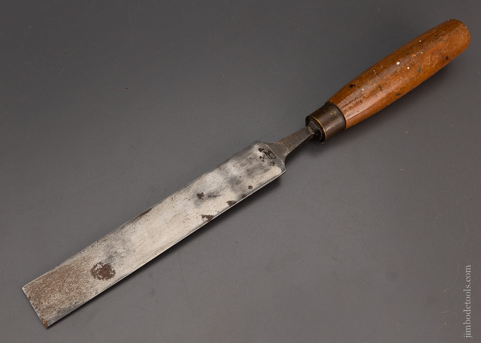 1 1/4 x 15 Inch Long, Thin Boxwood Handle Paring Chisel WARD - 104575