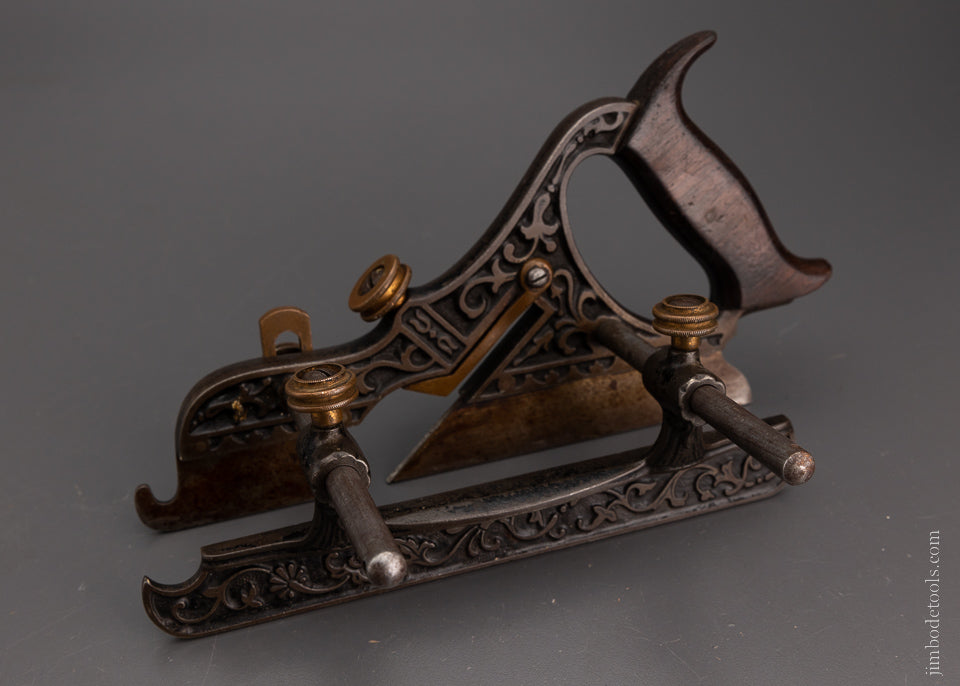 Crisp STANLEY No. 43 MILLERS PATENT Plow Plane Type 3 Ca. 1874 - 104628