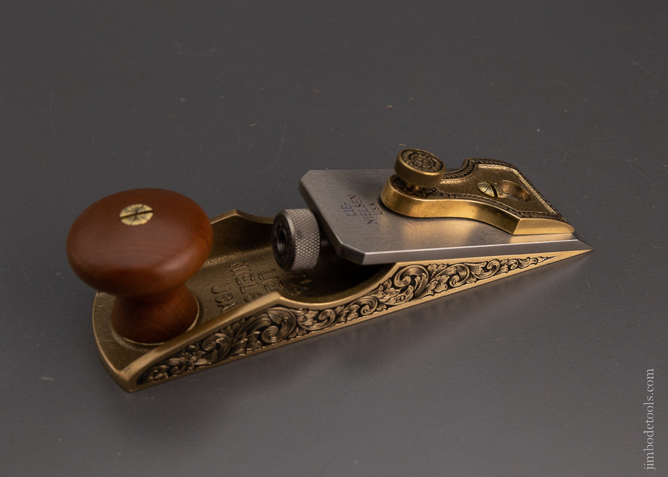 Spectacular LIE NIELSEN No. 97 1/2 Plane Lavishly Engraved by MIKHAIL DAVYDOV - 104629