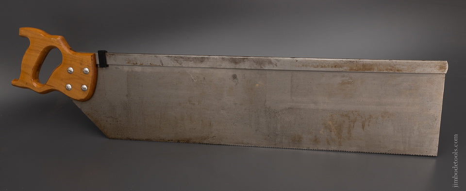 Rare STANLEY No. 39-124 Miter Box Saw 30 x 6 Inches - 104747