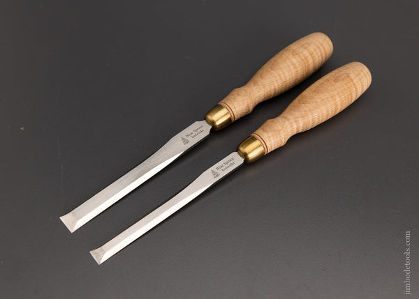 2 Mint BLUE SPRUCE TOOL WORKS Dovetail Chisels - 104814